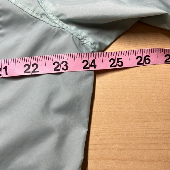 Columbia Packable Rain Jacket Size XL - Picture 8 of 12